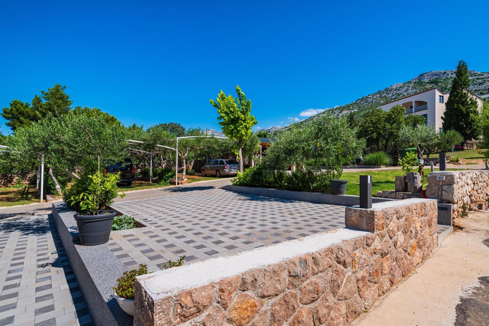 Hotel Vicko Starigrad Paklenica Bagian luar foto